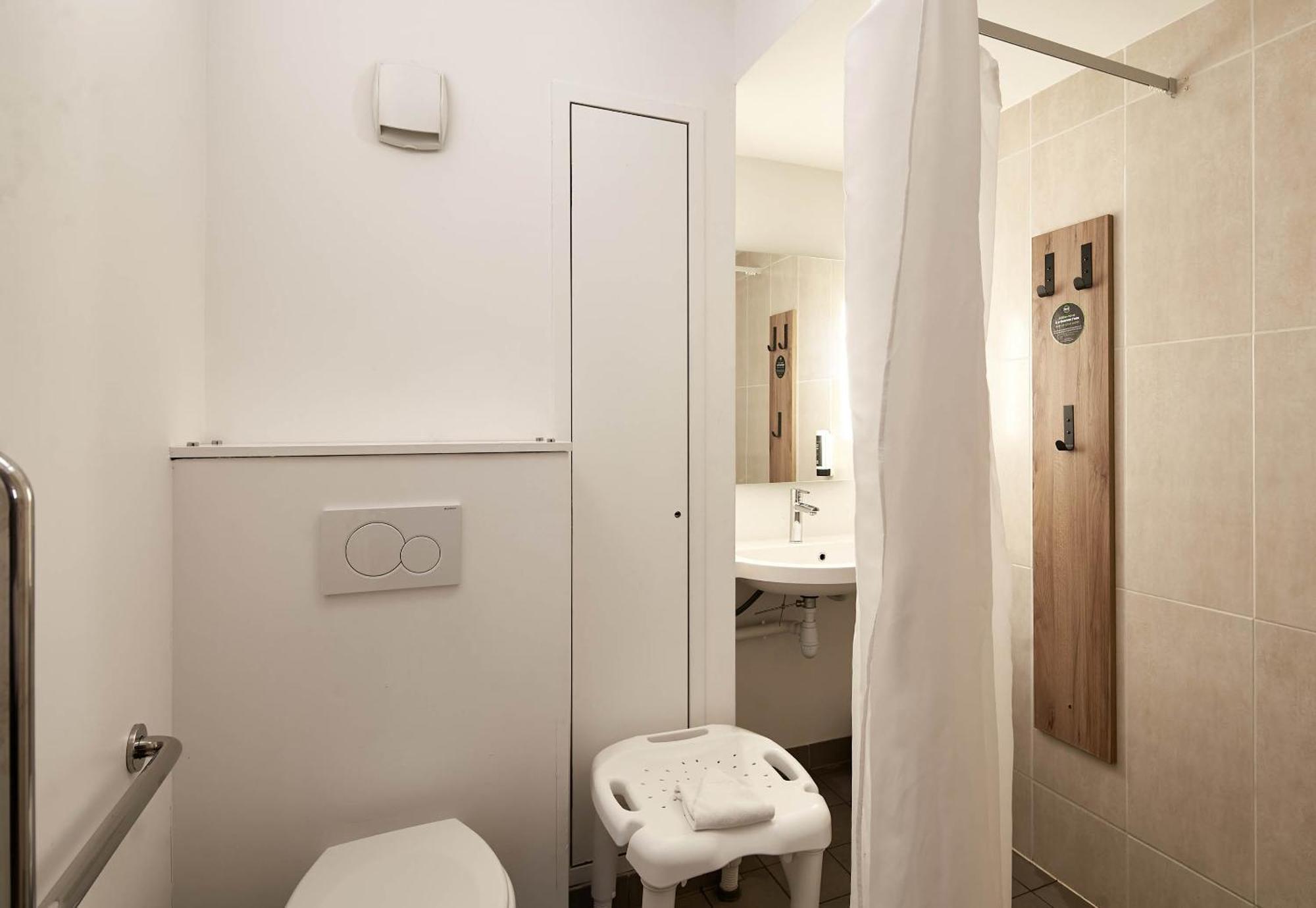 B&B Hotel Cergy Saint Christophe Eksteriør bilde